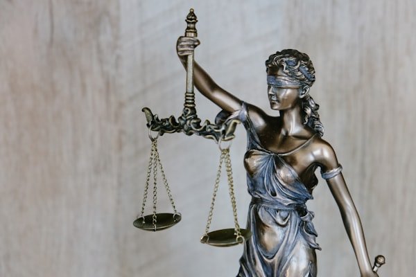 Illustration métier — Cabinet d'avocats